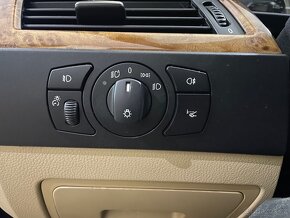 BMW E60 530xi díly - 2