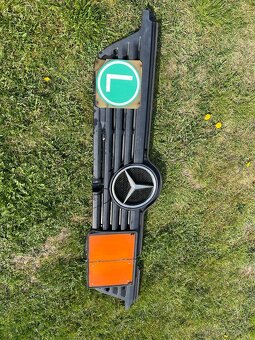 Maska Mercedes Benz Atego 815 - 2