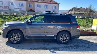 Toyota Land Cruiser LC300 disky Braid 8x17 - 2