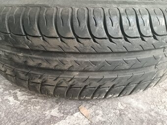 Letní pneu 185/65 R15 - 2