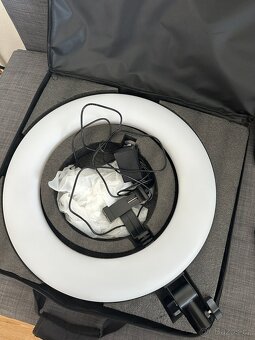 18" RGB barevný ring light + stativ a brašna - 2