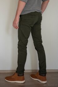 Carhartt WIP 31/32 olive green - 2