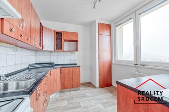 Pronájem částečně zrekonstruovaného bytu 3+1 s lodžií, 73 m2 - 2