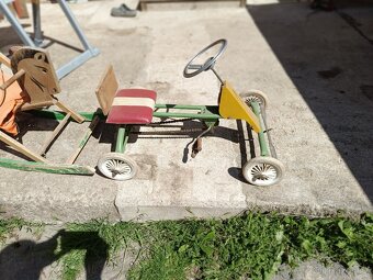 Retro houpací kůň a šlapací motokára - 2
