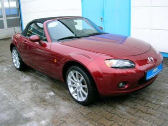 Koupím Mazda mx5 mx-5 NC červené barvy - 2