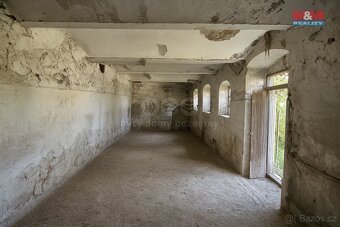 Prodej zemědělské stavby s pozemkem 5600 m2, Klokočov - 2