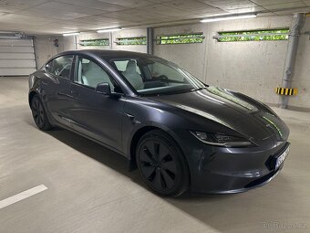 2024 Tesla Model 3 Long Range Dual Motor AWD Bílý interiér - 2