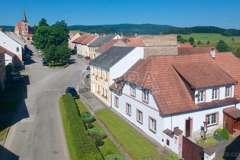 Rodinný dům se zahradou – Chvalšiny, okres Český Krumlov - 2