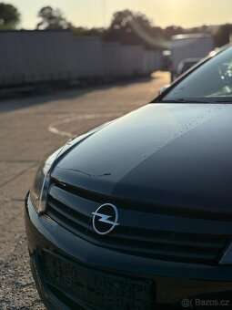 OPEL ASTRA H 1.6 16V GTC RV 2005 - 2