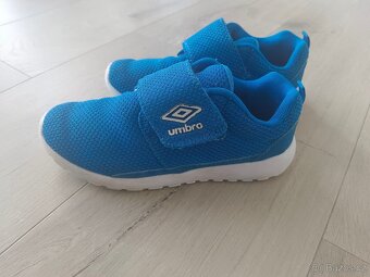 Dětské boty UMBRO - 34 vel. - 2