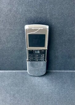 Nokia 8800 Sirocco – Plně funkční, včetně nabíječky - 2