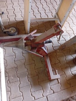 štípačka za traktor - 2