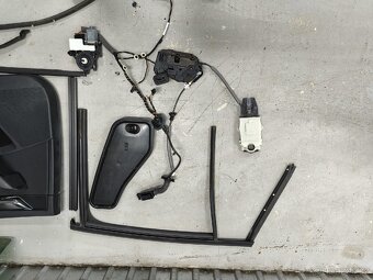Díly Pz dveří škoda Oktavia 3 kombi 2016 - 2