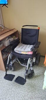 Elektrický invalidní vozík - 2