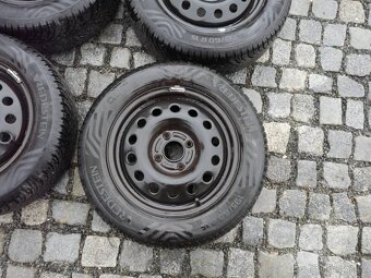 ZIMNÍ PNEU + DISKY 195/60R15 FORD 15" - 2