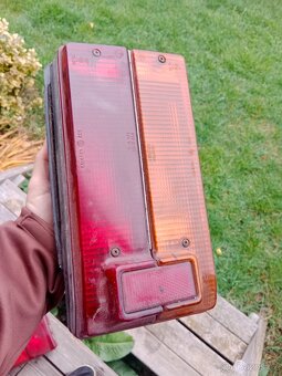 Zadní světla Fiat 125 - 2