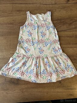 Dívčí šaty - 2