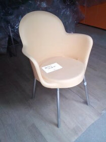 Polokřeslo jednací-jídelní kov.s plast.skořepinou-1ks - 2