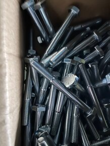 Šrouby - 2