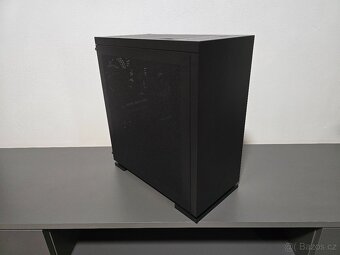 Stolní herní počítač GameMax M60 - 2