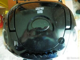 Přenosný radiomagnetofon - 2