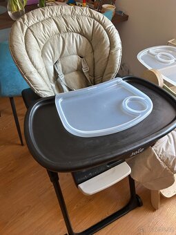 Jídelní dětská židlička Joie - 2