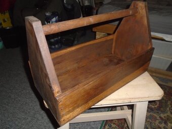 Dřevěný nosič - box na nářadí s rukojetí - 2