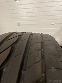 Pneu Bridgestone 215/45 R16 - 2