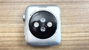 Apple Watch Series 3,   38 mm - 2