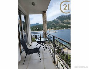Prodej bytu 3+kk (87 m2) s balkonem, pouze 52 m od moře - Le - 2