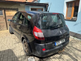 Renault Mégane Scenic - 2