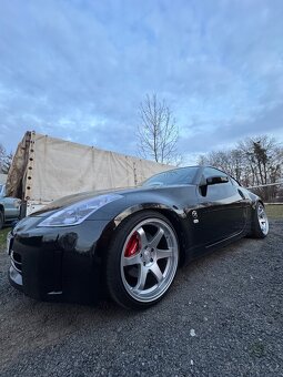 Nissan 350z HR - 2