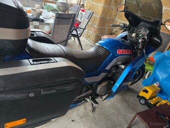 Suzuki 750 - 2
