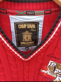 Svetr Camp David - 2