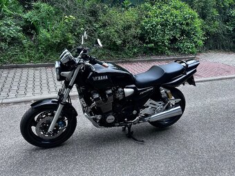 Yamaha XJR 1300 - 2