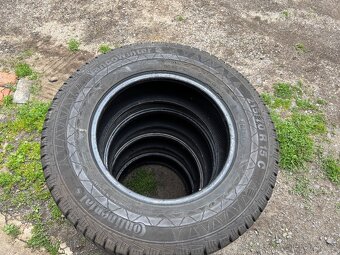 215/70R15C zimní - 2