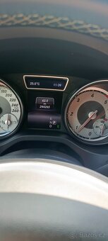 Mercedes Benz GLA 200 cdi DPH - 2