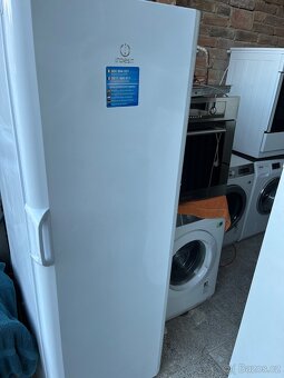Šuplíkový mrazák Indesit - 2
