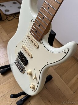Elektrická kytara JET Guitars JS-400 OW - 2