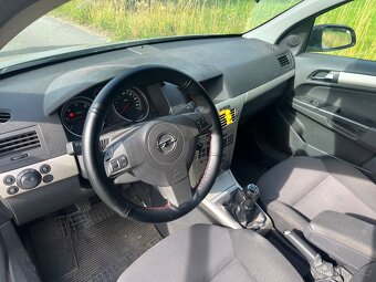Opel Astra - 2