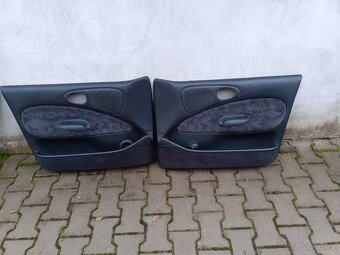 Tapecy Ford Escort 96- - 2