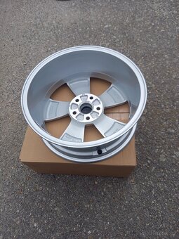 Škoda Kodiaq I,II/VW Tiguan/Seat Taracco-NOVÉ 17 Alu disky - 2