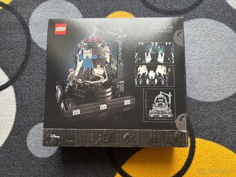LEGO Star Wars 75296 Darth Vader a jeho meditační komora - 2