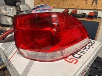 zadni svetla vw golf 5 variant - 2