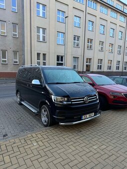 Volkswagen Caravelle - 2