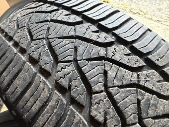 Celoroční pneu Barum Quartaris 5 - 2