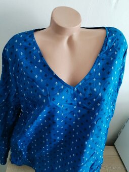 Bavlněná Halenka vel.50 - 2