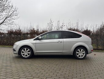 FORD FOCUS 1.6 77 KW AMBIENTE - BENZÍN - 3 DVEŘOVÝ HATCHBACK - 2
