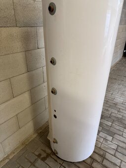 Bojler s výměníkem 300l - 2