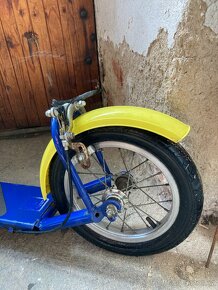 Dětská koloběžka - 2